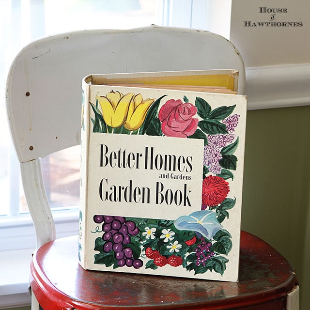 Vintage Better Homes And Gardens Garden Book from 1954 - very cool vintage gardening graphics 