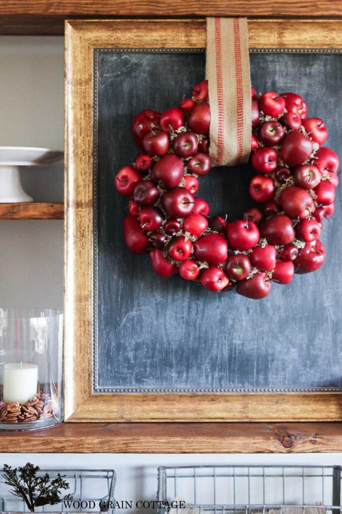 Fall apple wreath from the Wood Grain Cottage