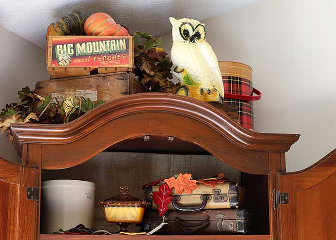 Fall home decor flea market style