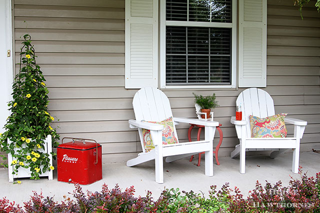 A fun summer porch with a bit of vintage decor